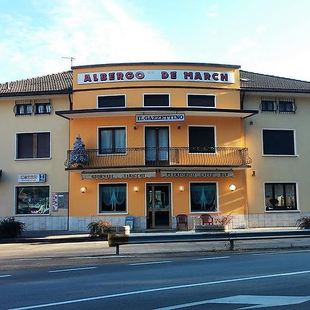 Albergo De March Farra d'Alpago Εξωτερικό φωτογραφία